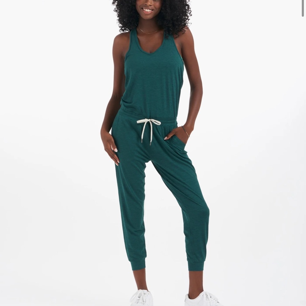 EUC Vuori Lux Jumpsuit in Jade Heather
